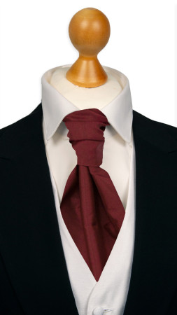 SOLID Burgundy förknuten kravatt
